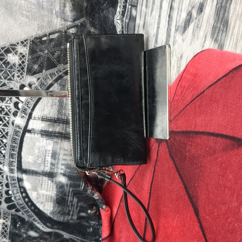Coach Patent Leather Poppy Wallet - Picture 4 of 9